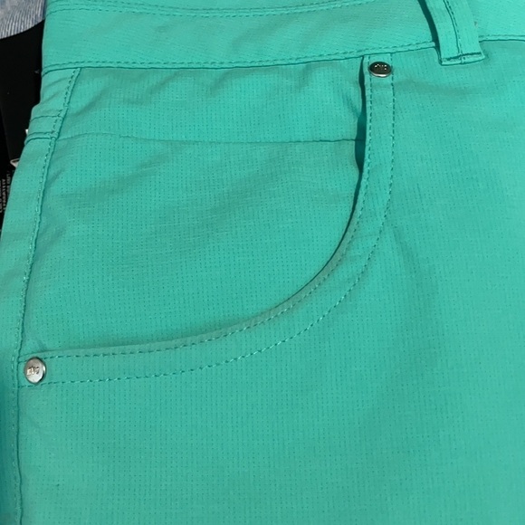 Nvo by Lancot Shorts Womens Size 10 Green Polyester Nylon Spandex Shorts Golf - Picture 8 of 10